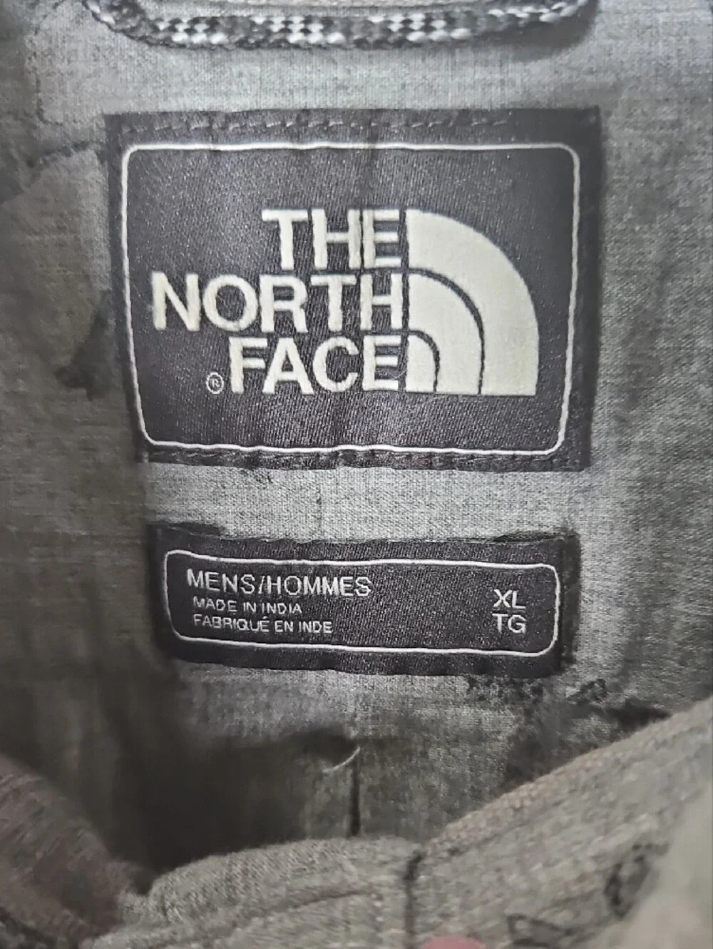 The North Face Gray Wolf Short-Sleeve Button-Down Shirt with Animal Print